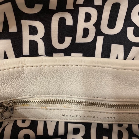 Marc by Marc Jacobs classic Q - Picture 7 of 8